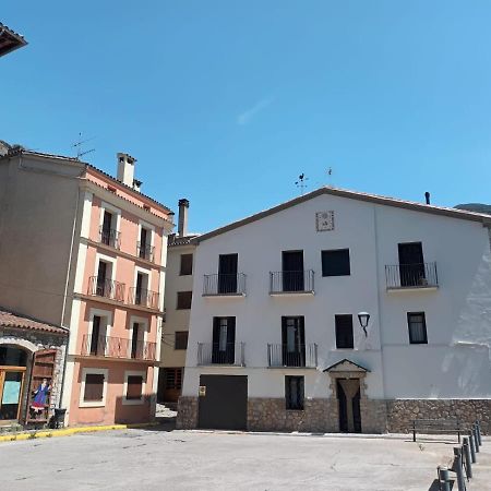 Un Tros De Sal. Casa Rural A Gerri De La Sal. Villa Exteriör bild